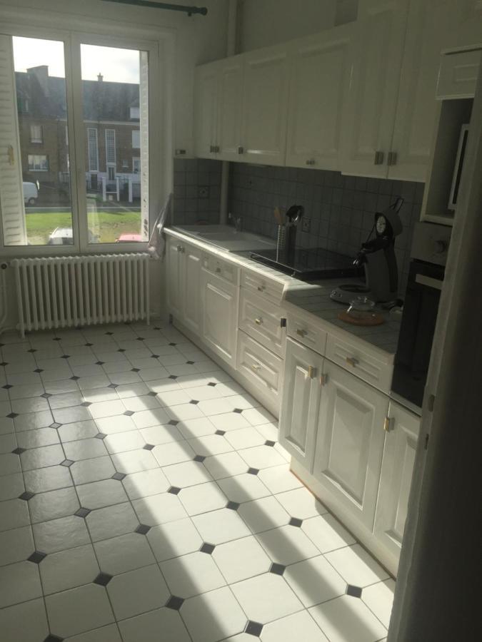 Appartement 1Er Etage Carignan Exterior photo
